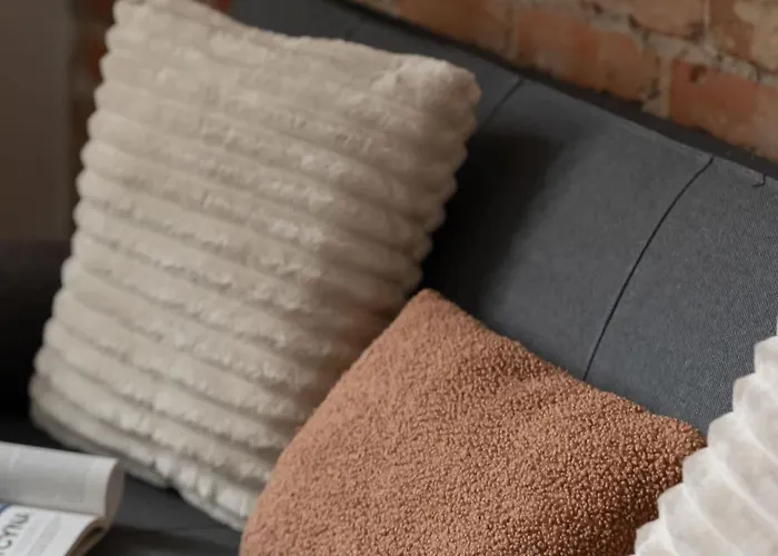 Stylish With Mezzanine, Next To Metro Station By Renters Apartamento